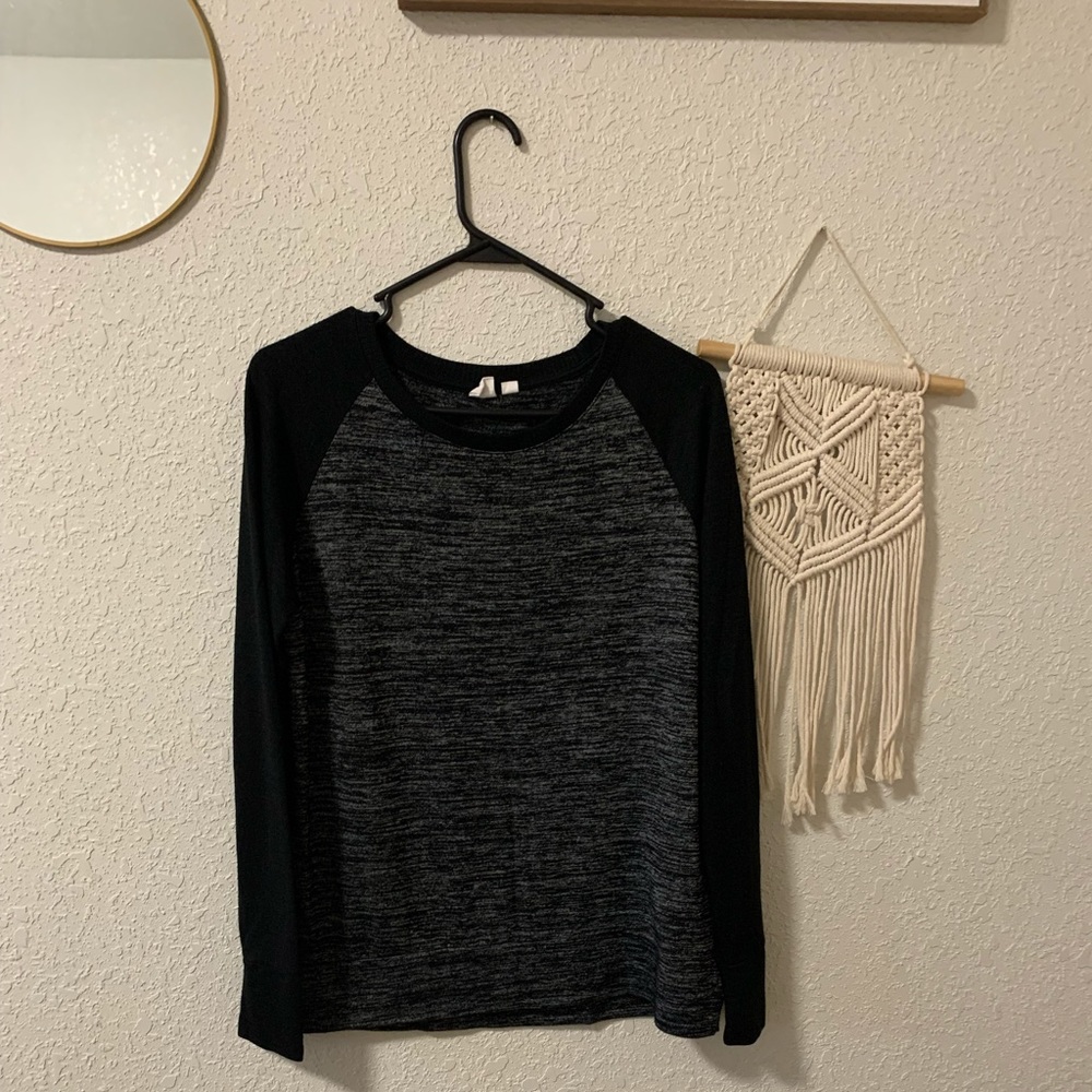 Gap shirt xs
